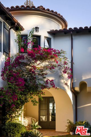 4048 Farmouth Drive, Los Angeles, CA 90027