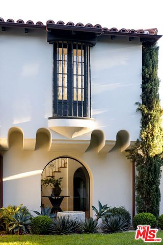 4048 Farmouth Drive, Los Angeles, CA 90027