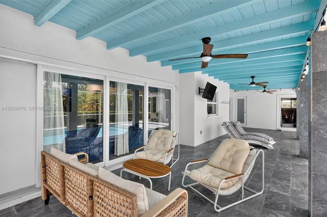 16840 SW 87th Ave, Palmetto Bay, FL 33157