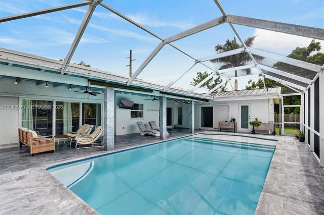 16840 SW 87th Ave, Palmetto Bay, FL 33157
