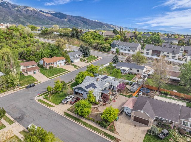 2047 N 1650 E, Layton, UT 84040