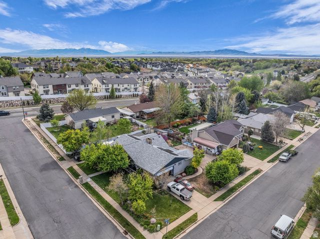 2047 N 1650 E, Layton, UT 84040