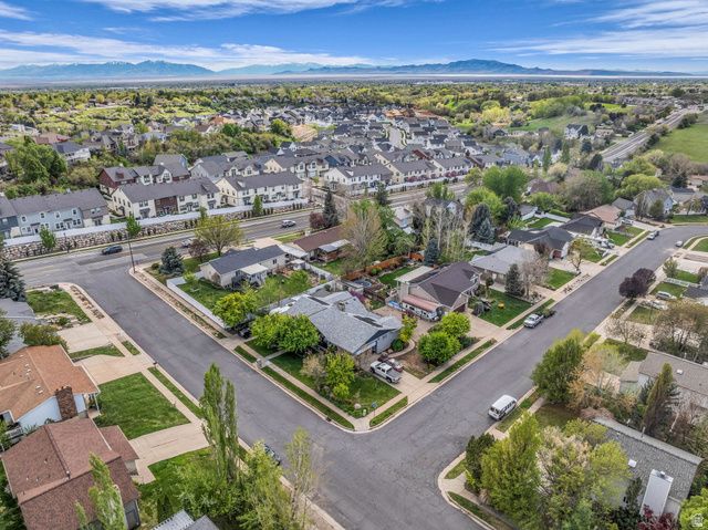 2047 N 1650 E, Layton, UT 84040