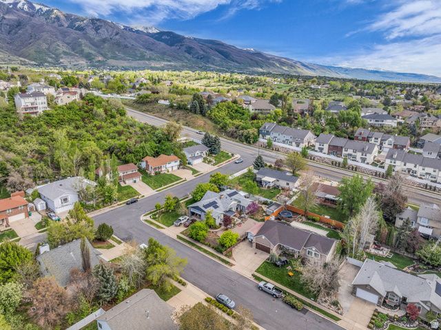 2047 N 1650 E, Layton, UT 84040