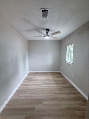 4874 County Road 353, Brazoria, TX 77422