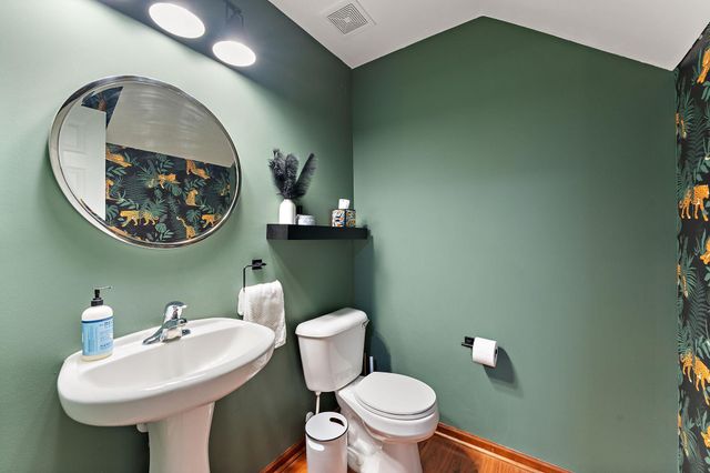 15672 Emerald Drive N 4, Hugo, MN 55038