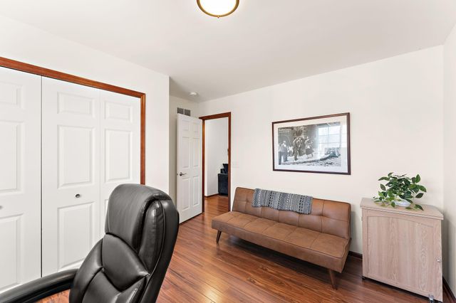 15672 Emerald Drive N 4, Hugo, MN 55038