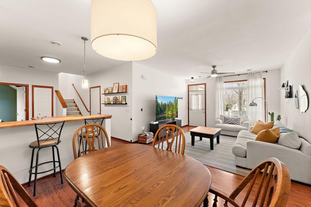 15672 Emerald Drive N 4, Hugo, MN 55038