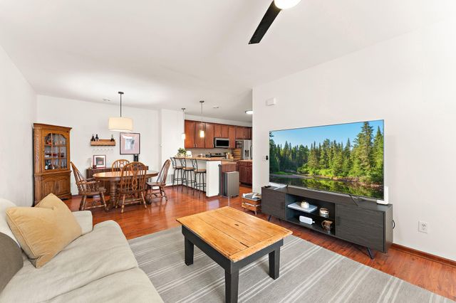 15672 Emerald Drive N 4, Hugo, MN 55038