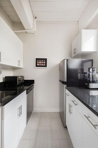 12 Stoneholm St 616, Boston, MA 02115