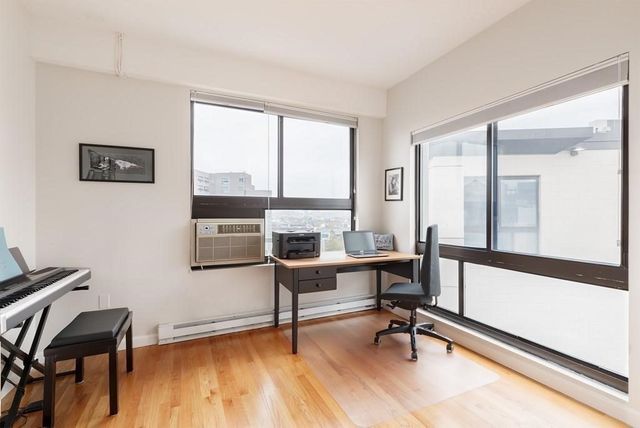 12 Stoneholm St 616, Boston, MA 02115