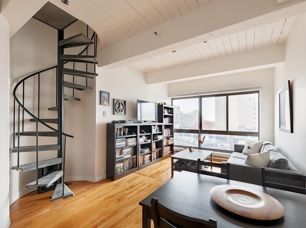 12 Stoneholm St 616, Boston, MA 02115