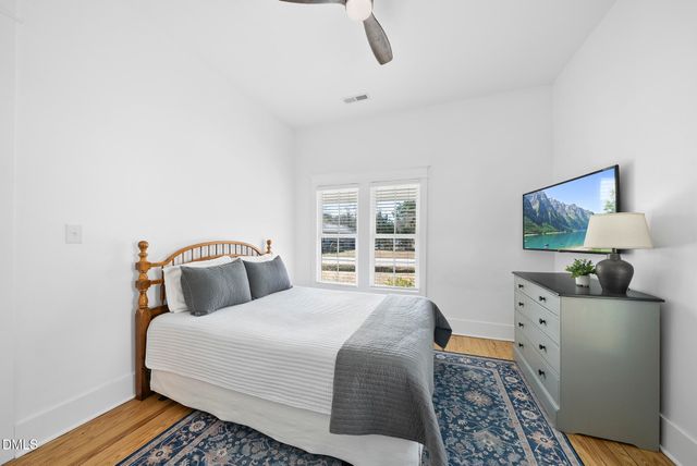 108 W Chestnut Avenue, Wake Forest, NC 27587