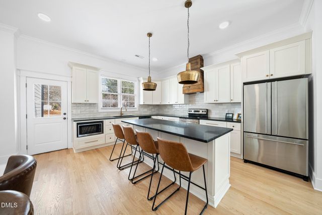 108 W Chestnut Avenue, Wake Forest, NC 27587