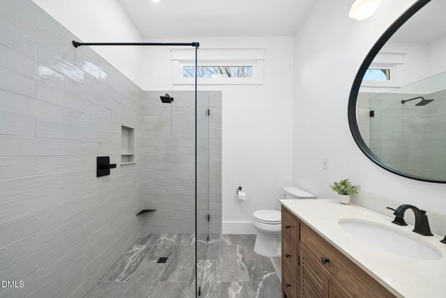 108 W Chestnut Avenue, Wake Forest, NC 27587