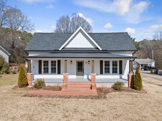 108 W Chestnut Avenue, Wake Forest, NC 27587