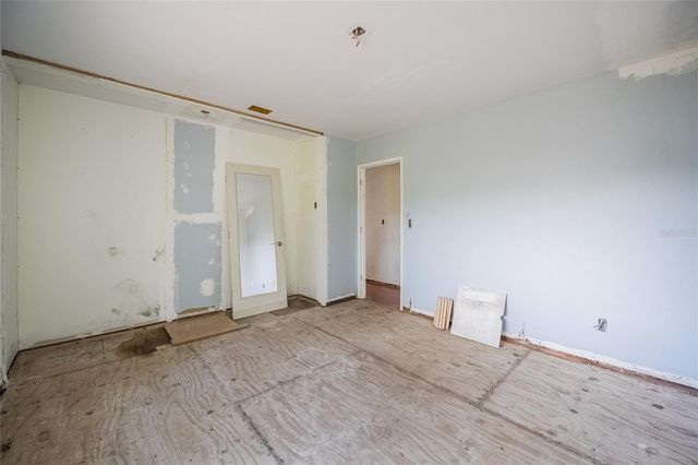 6213 SANDERS DRIVE, Tampa, FL 33611