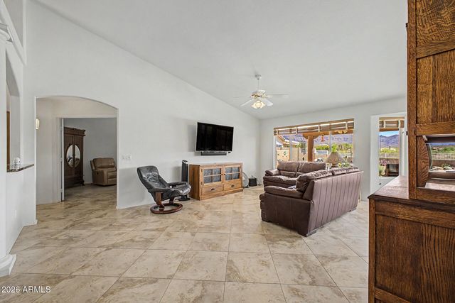 4543 S Louie Lamour Drive S, Gold Canyon, AZ 85118