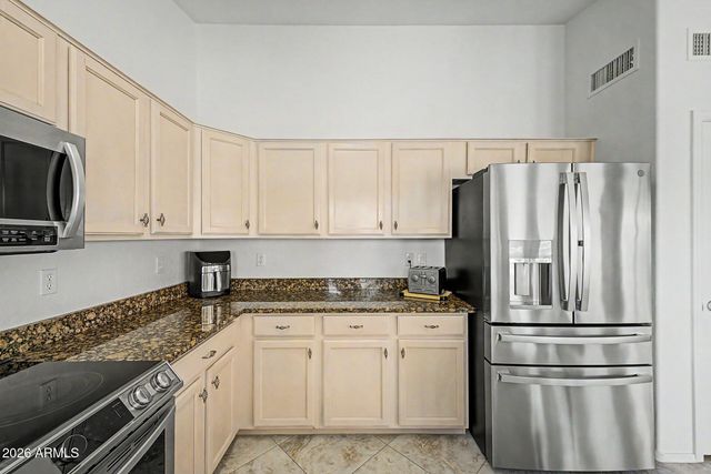 4543 S Louie Lamour Drive S, Gold Canyon, AZ 85118