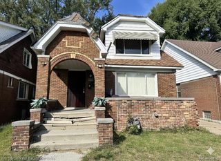 19561 Alcoy Street, Detroit, MI 48205