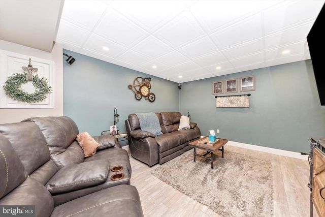 5648 TRANQUIL WAY, Greencastle, PA 17225