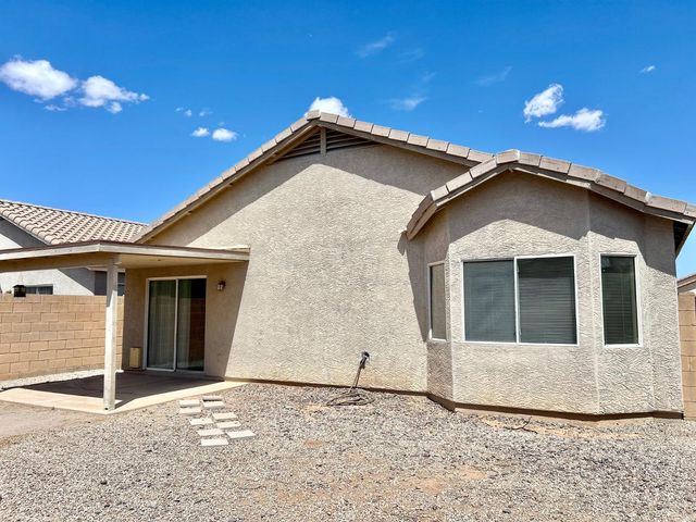 2547 E San Manuel Road, San Tan Valley, AZ 85143