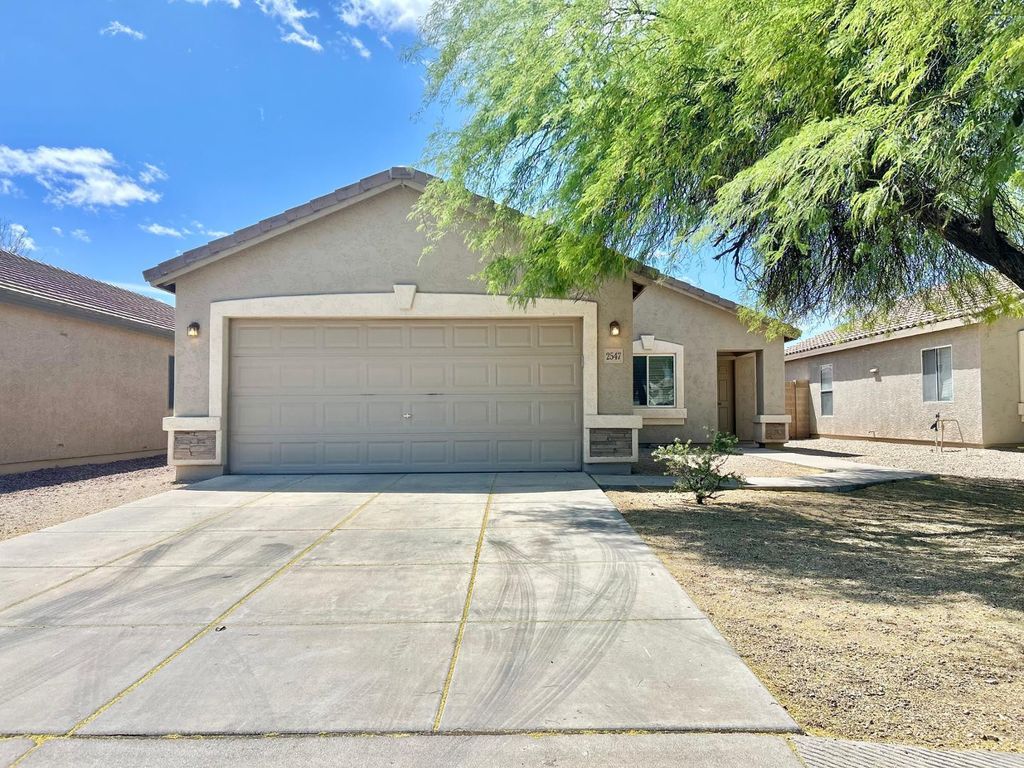 2547 E San Manuel Road, San Tan Valley, AZ 85143