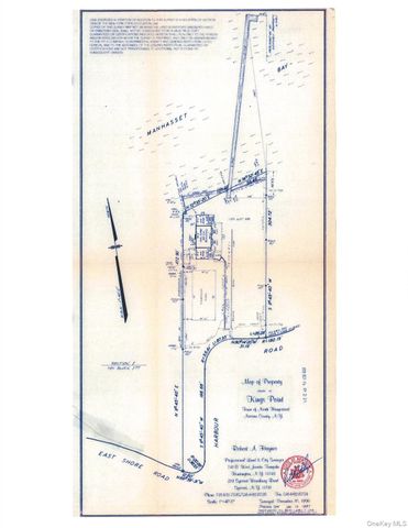 33 Harbour Road, Great Neck, NY 11024