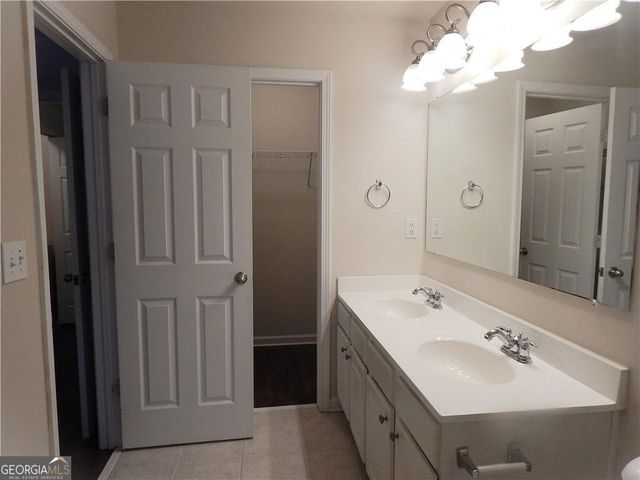 2199 Landing Walk Drive, Duluth, GA 30097