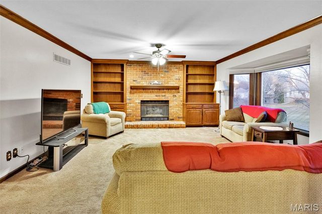 15142 Highcroft Drive Drive, Chesterfield, MO 63017