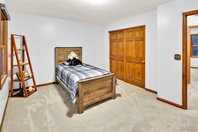 15142 Highcroft Drive Drive, Chesterfield, MO 63017