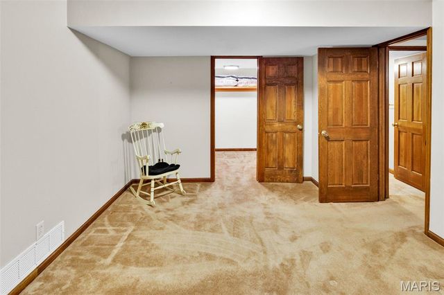 15142 Highcroft Drive Drive, Chesterfield, MO 63017