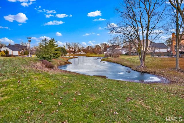 15142 Highcroft Drive Drive, Chesterfield, MO 63017