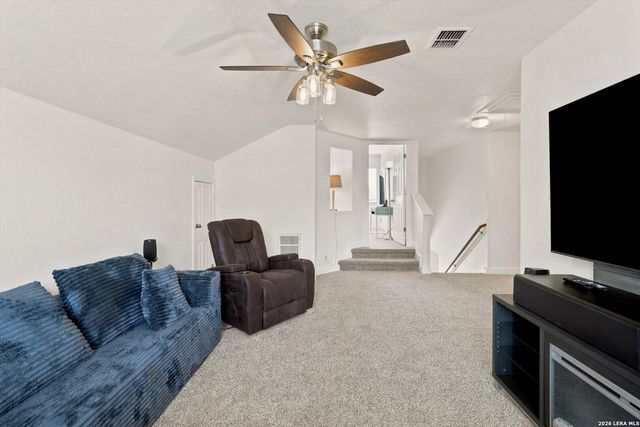 537 Roadrunner Ave, New Braunfels, TX 78130