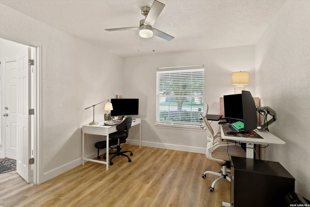 537 Roadrunner Ave, New Braunfels, TX 78130
