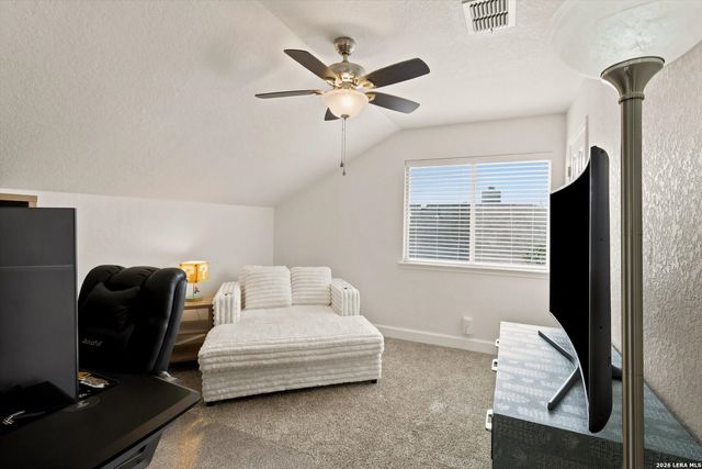 537 Roadrunner Ave, New Braunfels, TX 78130