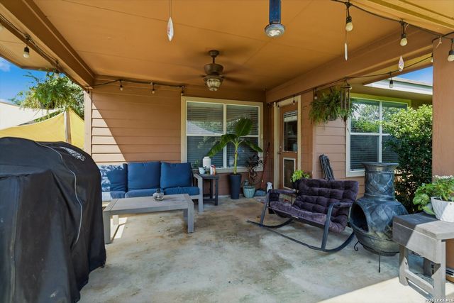 537 Roadrunner Ave, New Braunfels, TX 78130