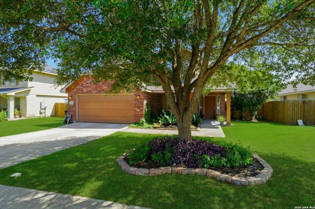 537 Roadrunner Ave, New Braunfels, TX 78130