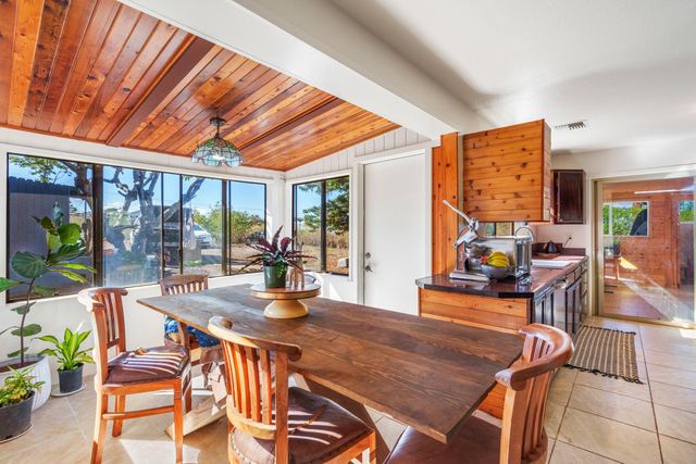 2846 Omaopio Rd, Kula, HI 96790