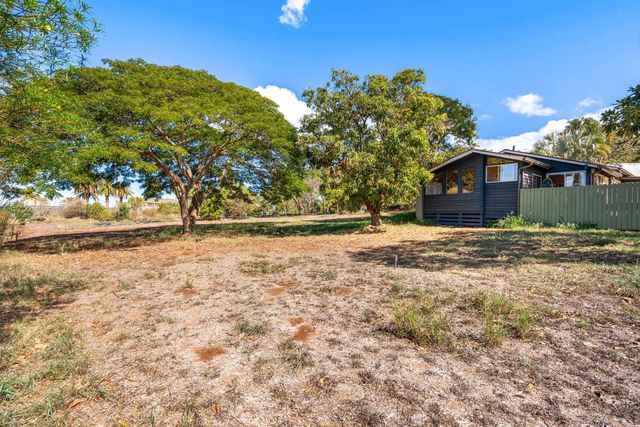 2846 Omaopio Rd, Kula, HI 96790