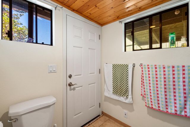 2846 Omaopio Rd, Kula, HI 96790