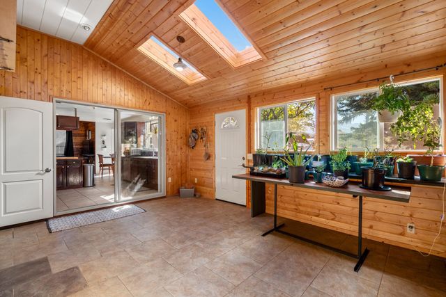 2846 Omaopio Rd, Kula, HI 96790