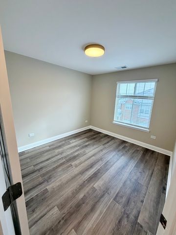 10233 Concord Lane C, Bridgeview, IL 60455