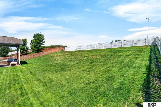 17212 Morgan Avenue, Gretna, NE 68028