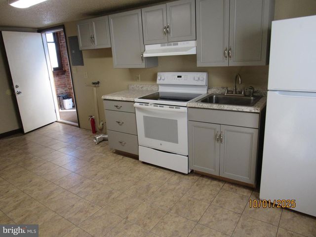 3290 ZION RD, Bellefonte, PA 16823