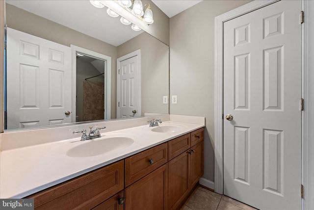 5194 BEACH RIDGE LN, Amissville, VA 20106