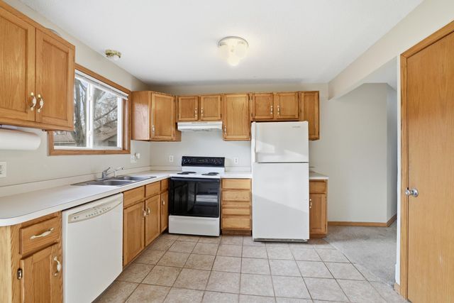 9234 Flanders Street NE, Blaine, MN 55449