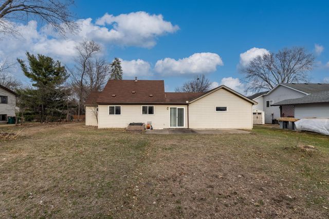 9234 Flanders Street NE, Blaine, MN 55449