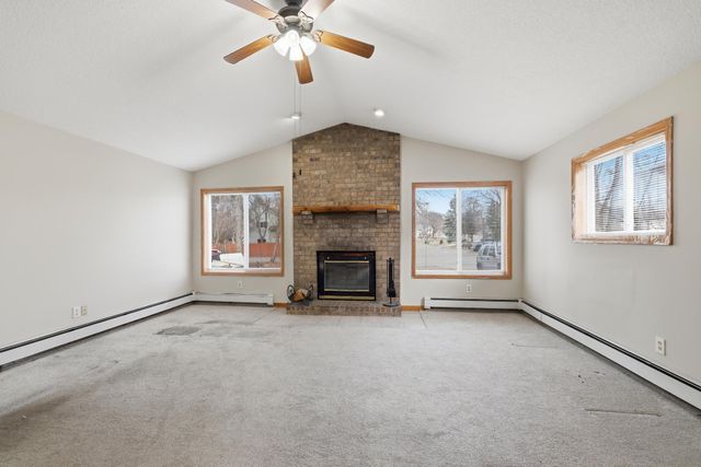 9234 Flanders Street NE, Blaine, MN 55449