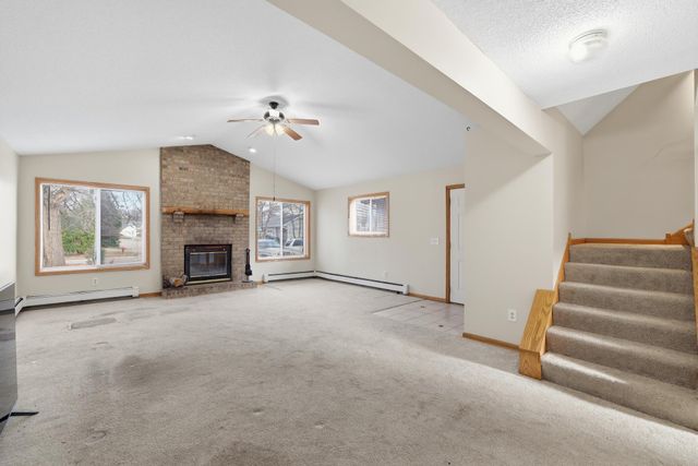 9234 Flanders Street NE, Blaine, MN 55449